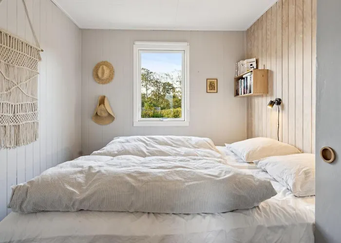 Vanna - 500m From The Sea By Interhome