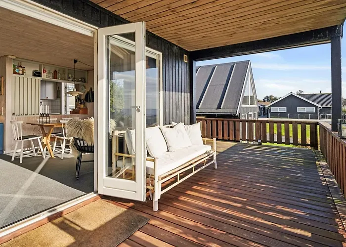 Vanna - 500m From The Sea By Interhome