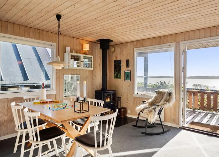 Vanna - 500m From The Sea By Interhome