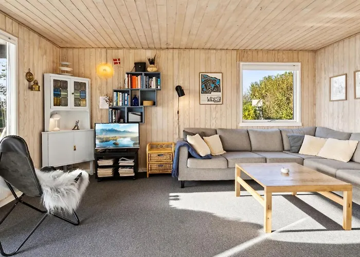 Vanna - 500m From The Sea By Interhome Holiday home *